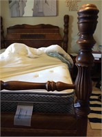 Antique 4 poster bed & new mattress