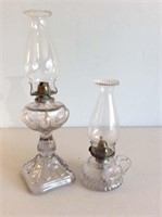 Clear glass oil lamp/finger lamp.