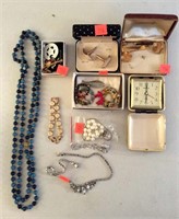 Jewelry lot, necklace, cufflinks, bracelets.