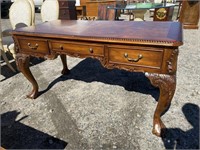 MAHOGANY CARVED CHIPPENDALE DESK