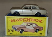 Vintage Matchbox Ford Cortina New Model 25 Car