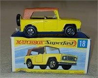 Vintage Matchbox Superfast field Car 18 in Box