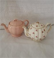 Gibson & Grindley  Peach Petal England Teapots