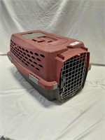 Cat Carrier. Missing Handle