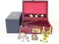 Vintage Jewellery Case with Contents
