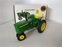 JD 3010 tractor 1/16 special edition