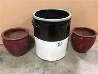 8 Gallon Crock & Pair Red Flower Pots