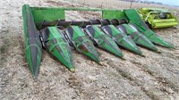 John Deere 6 Row Corn Head on 30" Location 1