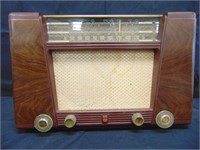 PHILIPS 820 2SW/AM TUBE RADIO, 11950/1951