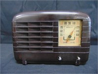 GENERAL ELECTRIC KM-51 AM TUBE RADIO 1945