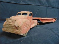 ANTIQUE RED METAL TOY FLATBED TRUCK