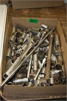 Tools Socket Wrench & Asst Sockets