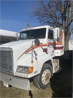 1997 Freightliner Conventional FLD 120, 10s