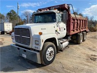 1996 FORD L8000 T/A DUMP TRUCK, 1FDYU82E6TVA20626,