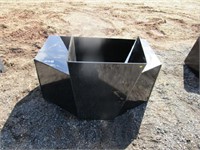 New/Unused 3/4 CY. Concrete Placement Bucket