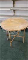 Vintage solid oak 29in Round gate leg Table