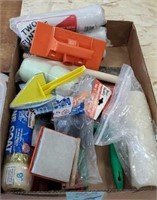 Box assorted painting supplies - rollers,