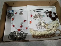 Miscellaneous jewelry