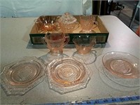 Pink depression glass creamers and sugars, small