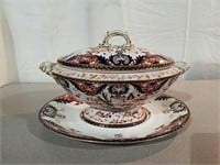 Large soup tureen marked England