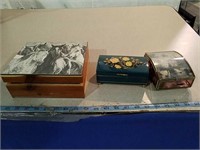 Stationery set in wood box, Thomas Kinkade glass