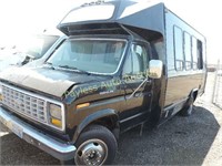 1987 Ford Econoline 1FDKE30L5HHA64226 Black