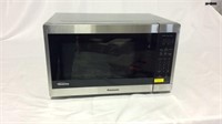Panasonic 1.3 c ft microwave oven