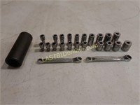 Snap - On 1/4" Sockets & More