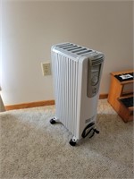 DeLonghi electric radiator heater