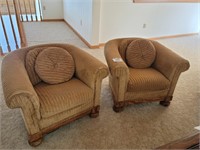 Oak arm chairs (2) w/ ribbed upholstery 36' w