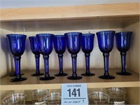 Blue stemmed glassware (9)