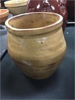Small siged pottery crock.