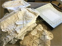 assorted vintage linens doillies nice