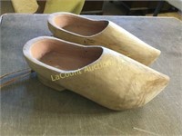 wooden shoes leather hanger mens size