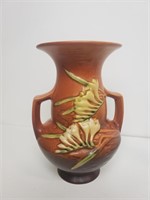 Roseville Freesia 8.25" 2-Handled Vase