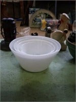 4pc fire king white glass bowl set