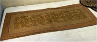 Primitive table runner