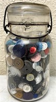Bail jar full of buttons