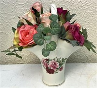 Pottery basket with flowers