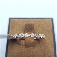 $1300 10K  Diamond (0.27Ct,G-H,I1-2) Ring