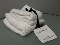 3-Piece Calvin Klein Towel Set