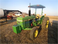 JD 2040 TRACTOR