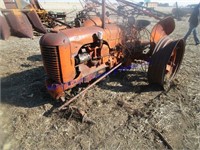 CASE DC TRACTOR