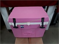 Taiga 27 Qt Pink Ice Chest