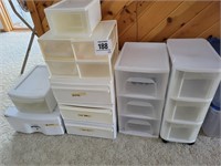 Pullout drawer storage containers