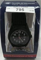 Smith & Wesson Field Watch