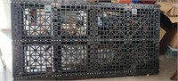 **Look**  Large Plastic Pallet with Straps to
