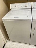 Maytag Top Loading Clothes Washer In White