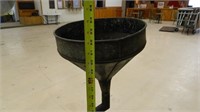 Oil chainging funnel and 5 gallon holding tub