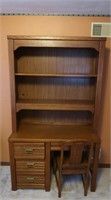 Stanley Furniture Desk w/ Hutch (2 Shelves)